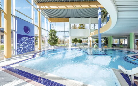 Maierhöfen 608: Water, Swimming Pool, Azure, Plant, Shade, Building, Leisure, Real Estate, Composite Material, Outdoor Furniture