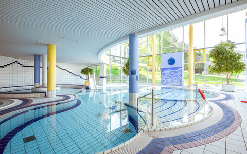 Maierhöfen 608: Water, Swimming Pool, Building, Plant, Urban Design, Leisure, Shade, Tree, Recreation, Outdoor Furniture