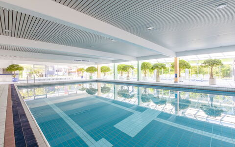 Maierhöfen 608: Water, Window, Swimming Pool, Azure, Building, Plant, Shade, Interior Design, Condominium, Floor
