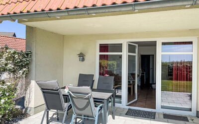 Breege 638: Plant, Furniture, Property, Building, Chair, Shade, Table, Door, Window, Architecture
