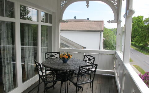 Juliusruh 627: Property, Porch, Building, Balcony, Room, Real Estate, House, Shade, Furniture, Architecture