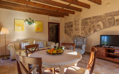 Accommodation:&nbsp;Agroturismo Roqueta 602.3