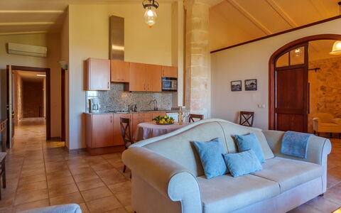Accommodation:&nbsp;Agroturismo Roqueta 602.2