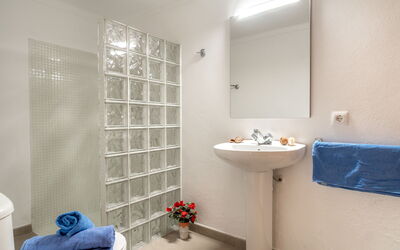 Accommodation:&nbsp;Clara 625.8