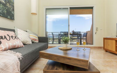 Accommodation:&nbsp;Port Pals Eiii 646.6