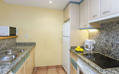 Accommodation:&nbsp;Port Pals Sea View 646.5