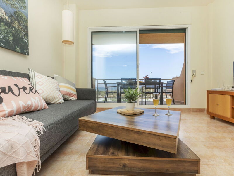 Accommodation:&nbsp;Port Pals Eiii 646.6