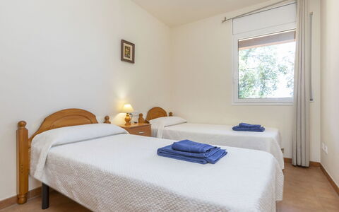 Bretos: Ceiling, Floor, Flooring, Interior Design, Room, Hardwood, Bed, Bedroom, Wood Stain, Wood Flooring