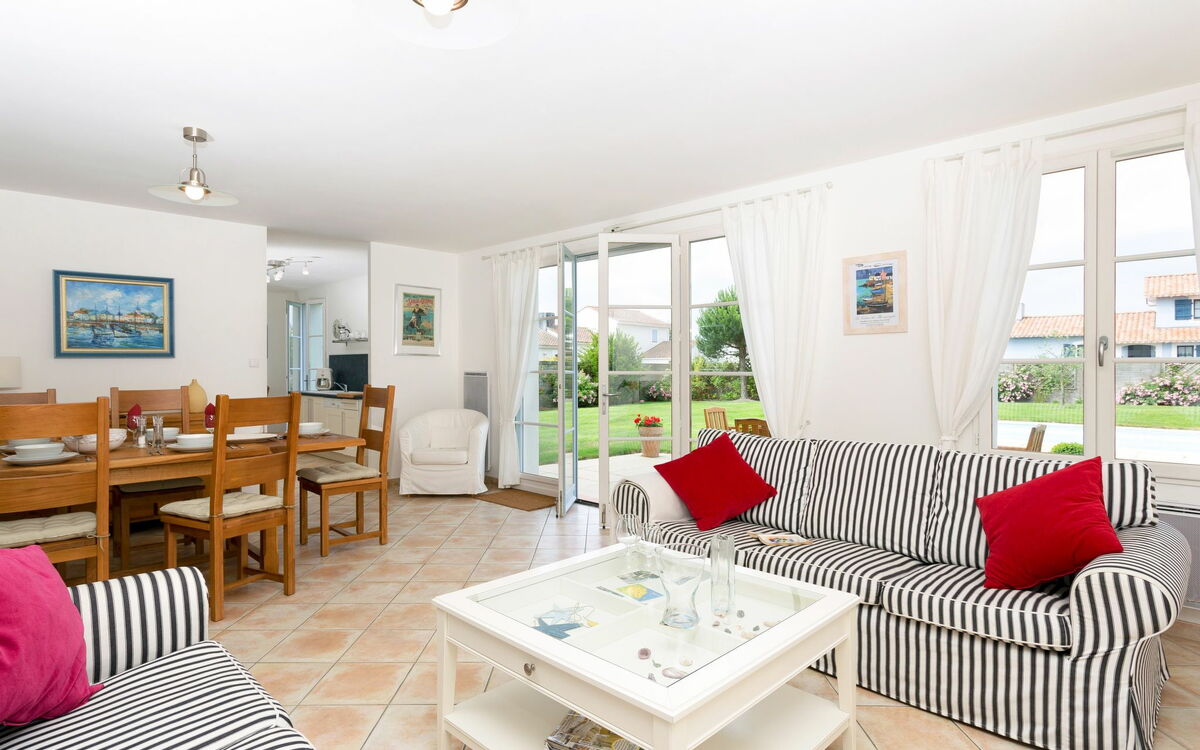 Accommodation:&nbsp;Le Domaine de Fontenelles 604.7