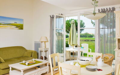Le Domaine de Fontenelles 604.3: Room, Furniture, Interior Design, Property, Living Room, Yellow, Green, Table, Coffee Table, Building