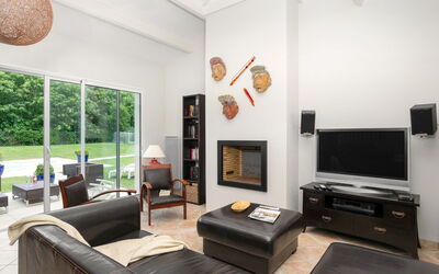 Accommodation:&nbsp;Le Domaine de Fontenelles 604.6