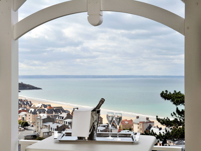 Accommodation:&nbsp;Villas Du Spa 617.1