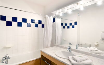 Accommodation:&nbsp;Ker Mael 606.4