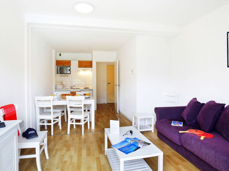 Accommodation:&nbsp;Ker Mael 606.1