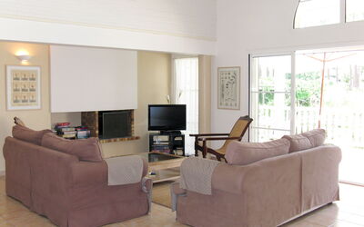 Accommodation:&nbsp;Atlantic Green V8I 659.2