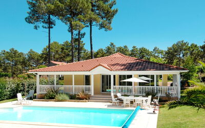 Accommodation:&nbsp;Eden Parc Golf de L'Ardilouse V6Is 660.2