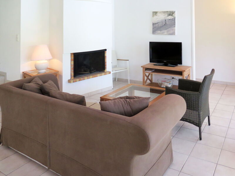 Accommodation:&nbsp;Eden Parc Golf de L'Ardilouse V8Is 660.3