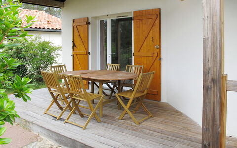 Ondres 621: Property, House, Room, Building, Real Estate, Furniture, Home, Floor, Porch, Cottage