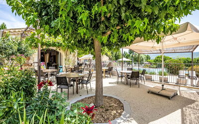 Accommodation:&nbsp;Domaine de Sévenier Micocoulier 620.2