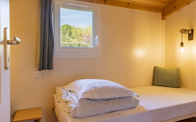 Accommodation:&nbsp;Domaine de Sévenier Chêne Vert 620.3