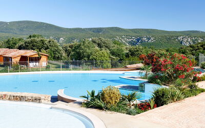 Accommodation:&nbsp;Domaine de Sévenier Micocoulier 620.2