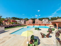 Accommodation:&nbsp;Le Domaine De Bacchus 607.5