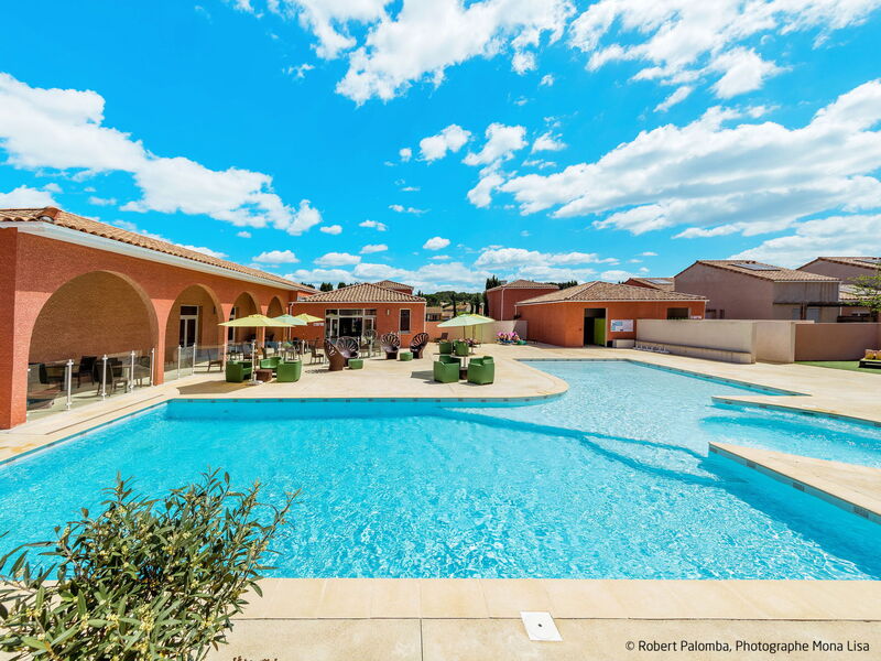 Accommodation:&nbsp;Le Domaine De Bacchus 607.5