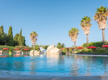 Accommodation:&nbsp;Le Mediterranée 628.9