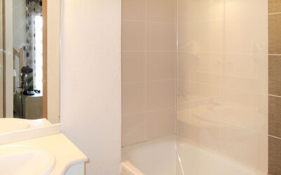 Accommodation:&nbsp;Domaine D'Ensérune 604.1