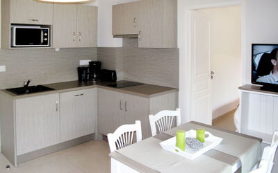 Accommodation:&nbsp;Club Pont Du Gard 606.1