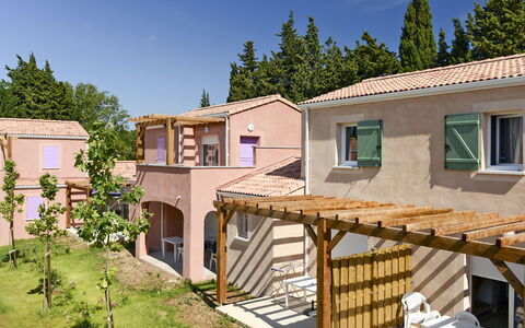 Maussane les Alpilles 613: Property, House, Home, Building, Real Estate, Residential Area, Estate, Facade, Roof, Architecture
