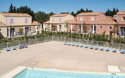 Maussane les Alpilles 613: Swimming Pool, Property, Building, Leisure Centre, Real Estate, House, Residential Area, Resort, Apartment, Home