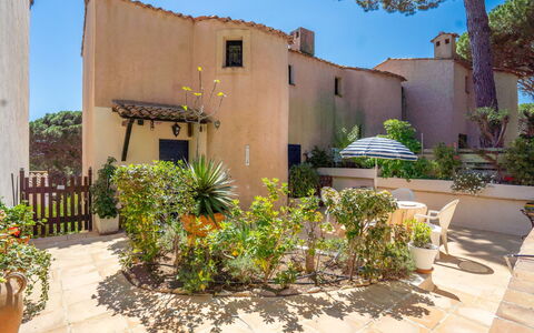 Domaine des Restanques: Plant, Sky, Property, Building, Tree, Vegetation, Architecture, Land Lot, Window, Neighbourhood