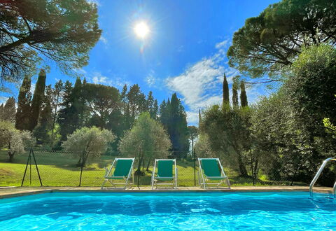 La Capanna: Blue, Swimming Pool, Outdoor Furniture, Resort, Shade, Garden, Eco Hotel, Thermae, Landscaping, Sunlounger