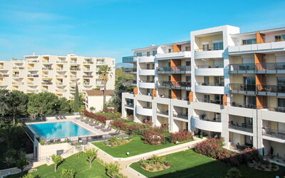 Accommodation:&nbsp;Le Lido 606.2