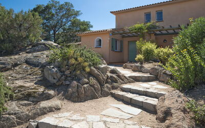 Accommodation:&nbsp;Les Hameaux de Santa Giulia 658.3