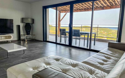 Accommodation:&nbsp;Villa T5 Premium, 200m² 662.7