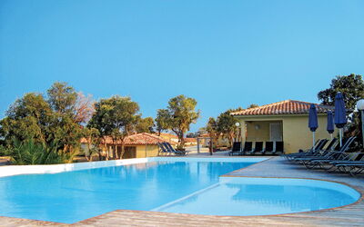 Pinarellu 604: Swimming Pool, Property, Resort, Real Estate, Vacation, Building, House, Water, Home, Estate