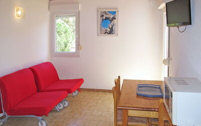 Accommodation:&nbsp;Thalassa 612.3