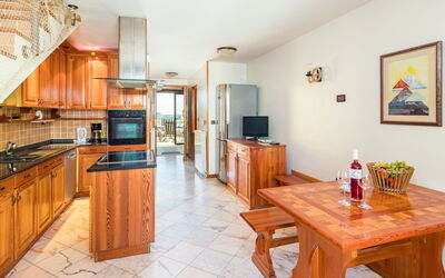 Accommodation:&nbsp;Antonella & Napoletano 656.2