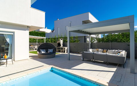 Villa Virtus: Property, Building, Swimming Pool, House, Real Estate, Architecture, Home, Interior Design, Estate, Villa