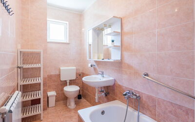 Accommodation:&nbsp;Giuliano 608.4