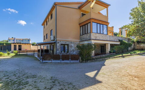 Viliam: Home, Estate, Balcony, Villa