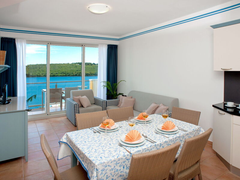 Accommodation:&nbsp;Aparthotel Del Mar (Pul705) 672.6