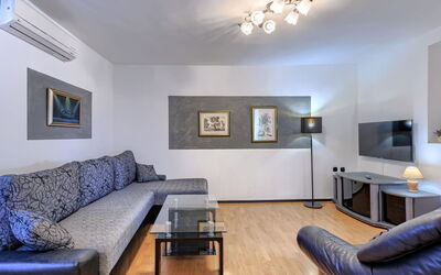 Accommodation:&nbsp;Rustica 757.1