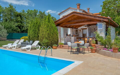 Kos: Swimming Pool, Property, Building, House, Real Estate, Home, Patio, Backyard, Leisure, Estate
