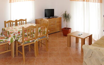 Accommodation:&nbsp;Martina (Lbn376) 763.1