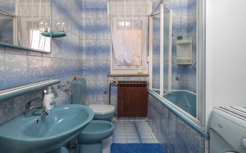 Lola: Mirror, Tap, Sink, Plumbing Fixture, Property, Bathroom Sink, Blue, Azure, Bathroom, Purple