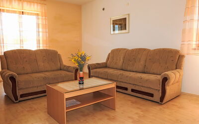 Accommodation:&nbsp;Vista 767.1