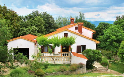 Accommodation:&nbsp;Salvia 767.2